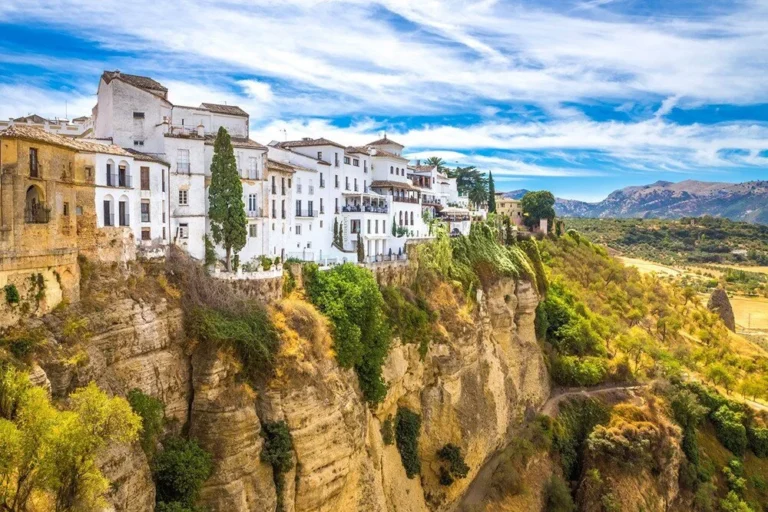Málaga Heritage Trail 7 Artistic Stops in Spain’s South